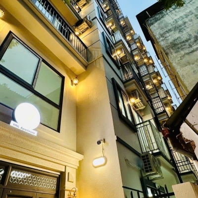 BÁN TOÀ CHDV LÊ VĂN LƯƠNG, CẦU GIẤY - 180M2 x 7 TẦNG THANG MÁY - MT 10M - Ô TÔ ĐỖ CỔNG - 30M RA PHỐ - DÒNG TIỀN 2.4 TỶ/NĂM - GIÁ 56 TỶ