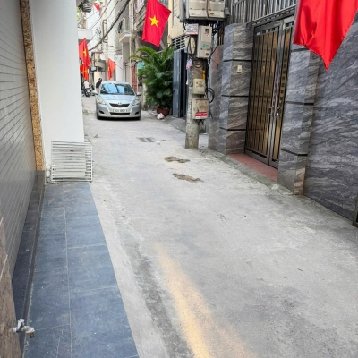 bán nhà lô góc Hồng Tiến, gần bệnh viện Tâm Anh, 7 tầng thang máy, ngõ thông, ôtô vào nhà