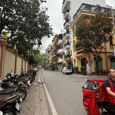 ???? BÁN NHÀ MẶT PHỐ NGUYỄN PHONG SẮC – 110M x 7T THANG MÁY - MT 6,8M -  VỊ TRÍ ĐẸP NHẤT PHỐ - CHO THUÊ 150 TR/TH