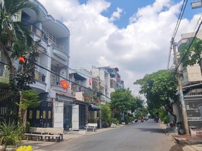 BÁN NHÀ 3 TẦNG 4*24M- MẶT TIỀN KINH DOANH KDC BÌNH HƯNG, BÌNH CHÁNH - ĐƯỜNG 12M- GIÁ CHỈ 8.999 TỶ. Lh: 0909797545