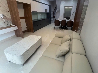 Bán nhà Ngọc Thụy 41m 6 tầng thang máy gara ô tô 11 tỷ