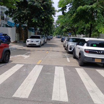 HOA HẬU CHÂN DÀI LÀ EM DƯƠNG NỘI - 60M Ô TÔ NGỦ TRONG ĐẤT - NHỈNH 8 TỶ