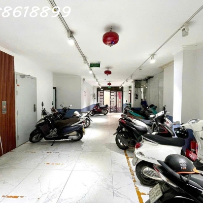 BÁN TOÀ DÒNG TIỀN CẦU GIẤY 135Mx7T, MT8M- BÊN THỨ 3 THUÊ 180 TR/TH