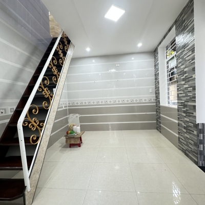 ♪ Lô Góc kiệt Phan Châu Trinh gần Nguyễn Văn Linh, Cầu Rồng, 2.x tỷ