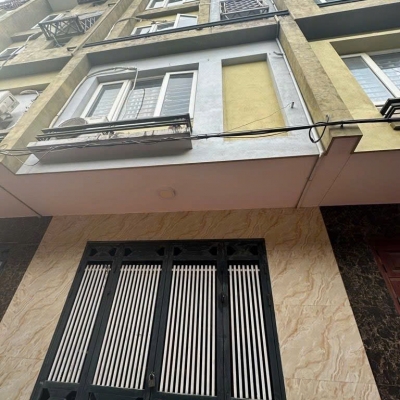 Bán nhà giáp nhị 5 tầng ở ngay 20M ô tô dừng đỗ ngày đêm hoàng mai