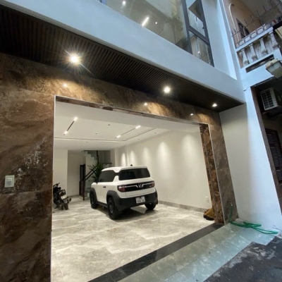 Bán nhà 50m x 6T Nguyễn Văn Cừ, oto vào nhà, ngõ thông, full nội thất chỉ hơn 16 tỷ còn tl