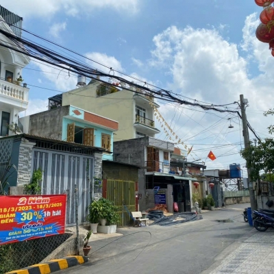 Duy nhất 1 căn ngay Linh Đông cạnh chợ, diện tích khủng sổ hồng riêng giá chỉ 4,1 tỷ.