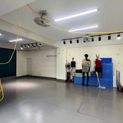 Cho thuê MBKD ngõ ô tô Trần Quang Diệu 50m2, MT9m, 15 Triệu