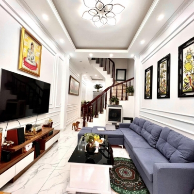 Bán nhà Đại Từ - DT 46m2x4 tầng, ngõ oto,nhà đẹp, giá 7.29 tỷ, cực đẹp, thoáng, ở luôn