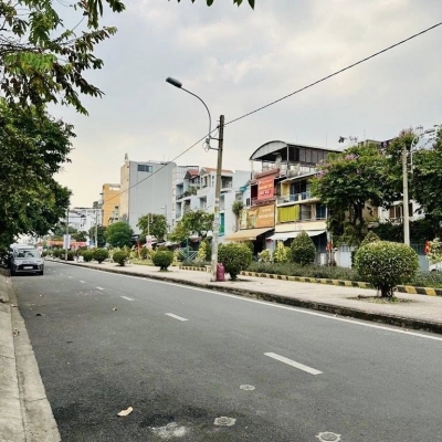 MẶT TIỀN VIEW CÔNG VIÊN – ĐƯỜNG 30M VỈA HÈ RỘNG – GẦN CHỢ F18 85M CHỈ 12.X