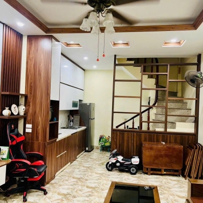 Cho thuê nhà nguyên căn ngõ 86 Đông Thiên, 38m2 x 5 tầng, 3 ngủ khép kín, 15 Triệu