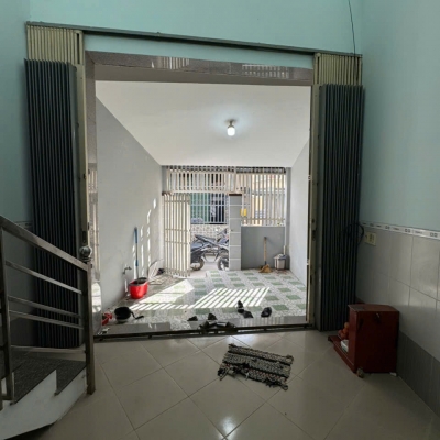 CHO THUÊ NHÀ 3 TẦNG HẺM OTO ĐƯỜNG CAO ĐÀI - PHƯƠNG SƠN
- Diện tích 45.4m2 full ODT
- Ngang 3.45m nở hậu chữ L
- Hẻm betong oto đi được,
- Hướng Tây Nam
- Pháp lý sổ hồng hoàn công
- Kết cấu 1 trệt 2 lầu với 4pn, 2wc, bếp, khách, sân để xe, giếng trời, ban