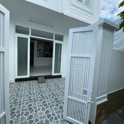 BÁN NHÀ 2 TẦNG HẺM Ô TÔ GÒ CHÙA PHƯỚNG TÂY NHA TRANG