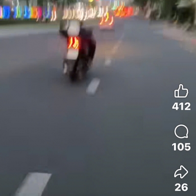 + ĐẤT NAM HOÀ XUÂN, kề lô góc giao nhau hai đường 10,5m lề 5m, thông sang đảo kim cương và nối sophau minh mạng.