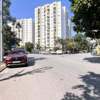 bán nhà Gia Thuỵ, 90m, mặt tiền 5.5m, ôtô tránh, full thổ cư