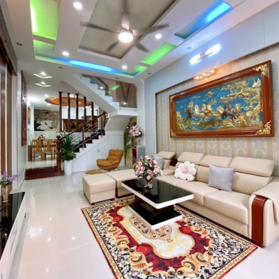 Bán nhà Phạm Văn Chiêu, HXH, 4x14m, 3 tầng, full nội thất giá rẻ chỉ 5.55 tỷ 