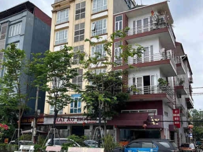 CHÍNH CHỦ BÁN 2 TÒA KHÁCH SẠN 10 TẦNG VỊ TRÍ ĐẸP NHẤT MẶT PHỐ ĐI BỘ KIM ĐỒNG CAO BẰNG