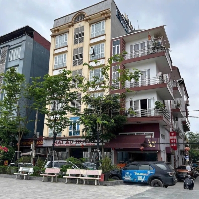 CHÍNH CHỦ BÁN 2 TÒA KHÁCH SẠN 10 TẦNG VỊ TRÍ ĐẸP NHẤT MẶT PHỐ ĐI BỘ KIM ĐỒNG CAO BẰNG