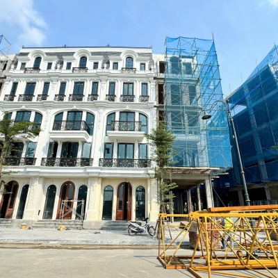 BẢNG HÀNG NOBLE PALACE ĐƯỜNG NỐI HOÀNG QUỐC VIỆT KÉO DÀI LH;0931982626