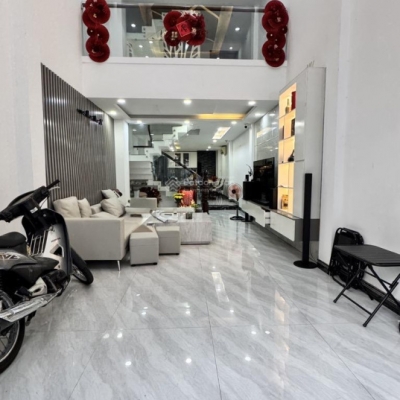 NHÀ PHỐ 5 TẦNG AN BÌNH, QUẬN 5 ,6 PHÒNG NGỦ- GIÁ CHỈ NHỈNH NHỈNH 13 TỶ