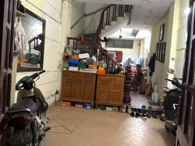 Bán Nhà Hoàng Hoa Thám 46m2.  5 tầng. mặt tiền 3.5m. giá  12 tỷ Ba Đình Hà Nội