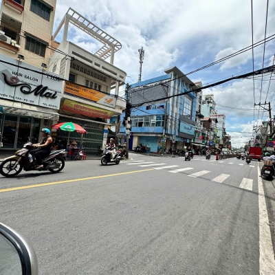 SIÊU PHẨM NGAY CHỢ NGUYỄN THỊ TẦN – 5 TẦNG – GIÁ TỐT CHO NHÀ ĐẦU TƯ