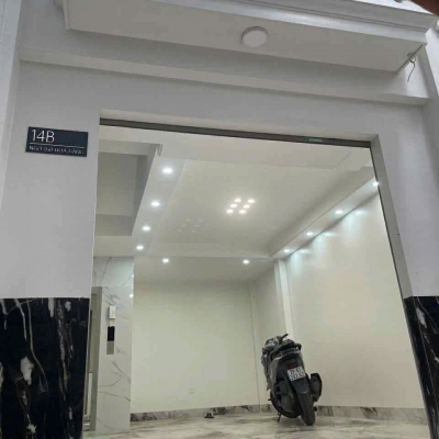 CÓ 102 Hoa Bằng CẦU GIẤY gần phố ngõ thông nhỉnh 11tỷ 35m x 6t.