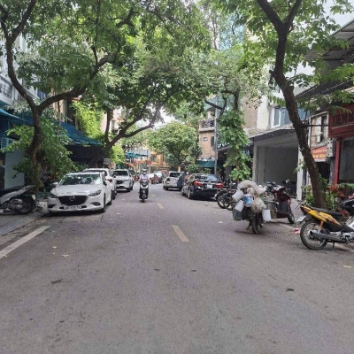 Mặt phố siêu hiếm đỗ hành bán 141M tặng nhà hai bà trưng