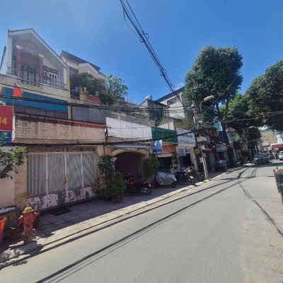 Cực hiếm - mặt tiền Phan Bội Châu không có QH lộ giới , BT - 4x20m - 5 tầng - 24 tỷ giảm còn 21,5 tỷ