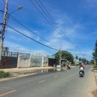 Bán đất mặt tiền 44x65m giá 38 tỷ Đường Bùi Công Trừng