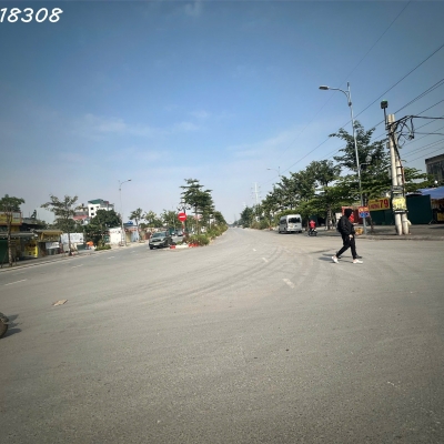 Bán đất 105m2 cạnh VIn Hàm Nghi giá 35 tỷ