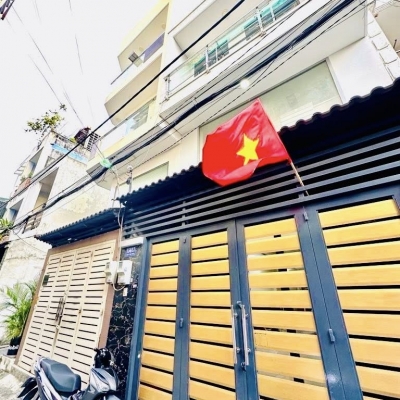 GIÁP LUỸ BÁN BÍCH - HXH - NHÀ ĐẸP 52M NGANG 4.5 - 3 TẦNG - 3PN TẦM 5.X