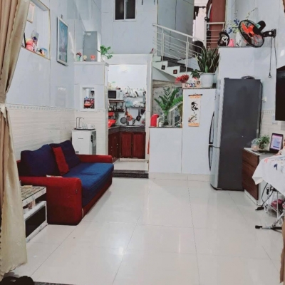 # Kiệt gần Chợ Đống Đa , 40m2, gác đúc, 2PN, sân vườn tiểu cảnh 2.6x tỷ