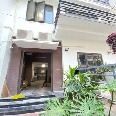 Siêu phẩm tạ quang bửu bán nhà tập thể vip 240M như thổ cư ô tô lùi cửa hai bà trưng
