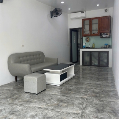 Cho thuê nhà Phố Thịnh Liệt, 3 tầng x 35m2, ngõ 3 ô tô tránh nhau, KD đỉnh chỉ 9.5 Triệu/TH
