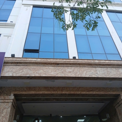 45 m2, Trần Quang Diệu,mặt tiền đẹp,nhỉnh 14 tỷ,ô tô tải vào nhà,trước nhà khuôn viên xanh sạch