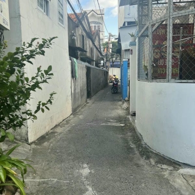Bán nhà hẽm trung tâm tp Nha Trang cách biển 5p 54m2 giá 1 tỷ 550 call O79-53.53.53O