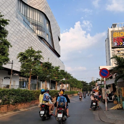 BÁN NHÀ 3 LẦU BÊN HÔNG GIGAMALL - ĐƯỜNG 20 HIỆP BÌNH CHÁNH - THÀNH PHỐ THỦ ĐỨC