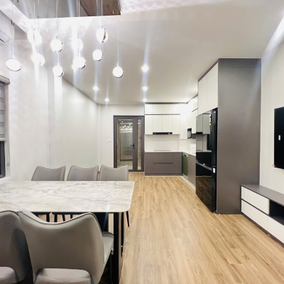 Bán Nhà  Kim Mã 38m2. 6 tầng. mặt tiền 4m. giá 16.5 Tỷ Ba Đình Hà Nội