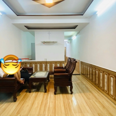 HẢI CHÂU - SÁT CHỢ HOÀ CƯỜNG : MẶT TIỀN ĐƯỜNG NHỰA 3m75 CÓ LỀ.