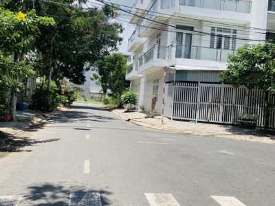 NHÀ MẶT TIỀN TRỊNH QUANG NGHỊ – QUẬN 8
NGANG 5M – 4 TẦNG – HOÀN CÔNG ĐỦ – NHÀ MỚI – 8,5 TỶ