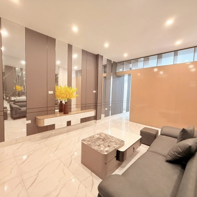 ????Siêu Tập thể Thái Thịnh 115m2, 3 ngủ, Nội thất cực chất, trung tâm Đống Đa, hơn 4 tỷ