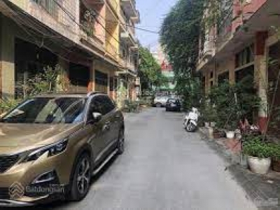 Bán nhà phân lô ngõ 81 phố Láng Hạ, 128m2, mặt tiền 9m giá 47,6 tỷ