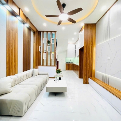 Bán nhà riêng tại Bằng B, Hoàng Liệt, Hoàng Mai, ô tô đỗ cổng, 32m2 5 tầng 6.x tỷ