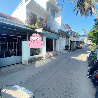 BÁN ĐẤT TẶNG NHÀ CẤP BỐN Mặt đường Gần cầu Hộ - Bến Cá - Hương lộ Ngọc Hiệp