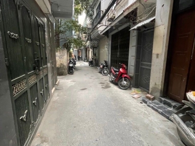 thụy khuê tây hồ 20m x4 tầng 5,2 tỷ ngõ rộng,thông,kinh doanh,40m ra phố