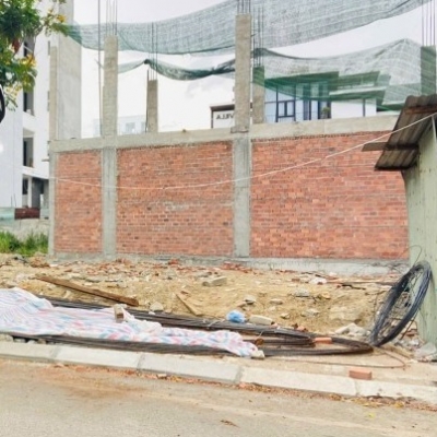 # Mặt Tiền đường 7.5m Sát Furama, 102m2, ngang 6m, 2 mặt thoáng, 12.x tỷ