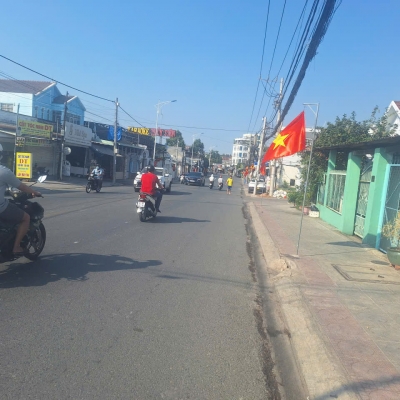 BÁN NHÀ MẶT TIỀN KINH DOANH – VỊ TRÍ ĐẮC ĐỊA THỦ KHOA HUÂN, THUẬN AN