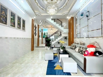 NHÀ HẺM XE HƠI, CẠNH PHÚ MỸ HƯNG, HƠN 5 TỶ, 3 TẦNG KIÊN CỐ
