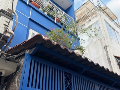 L1905 ⭐️ nhà Nhiêu Tứ Phú Nhuận, SHR, Nở hậu, 3 tầng, 2.7x8m, 4.x tỷ